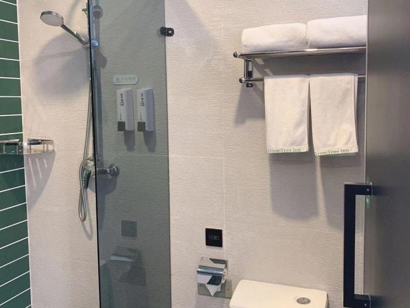GreenTree Inn Qingdao Huangdao District Jinsha Road Jinsha Beach Hotel 27/27