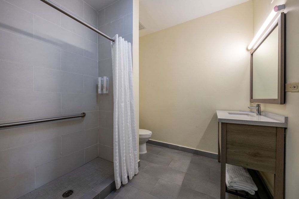 Mayaguez Plaza Hotel, BW Signature Collection 18/44