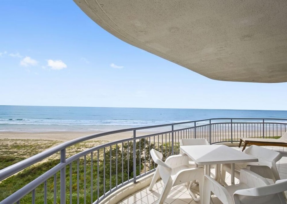 OCEANSIDE RESORT 50/58