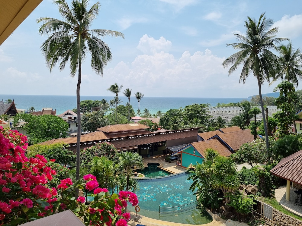 Karona Resort And Spa 44/50