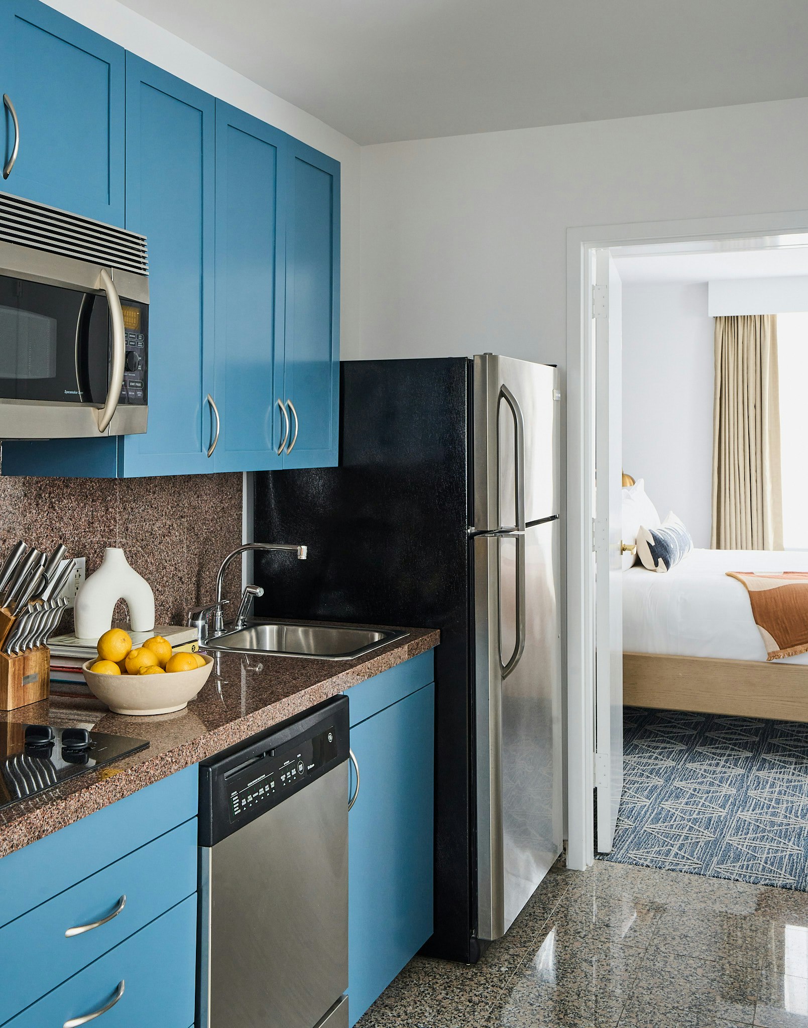Rusk House Serviced Apartments 49/50