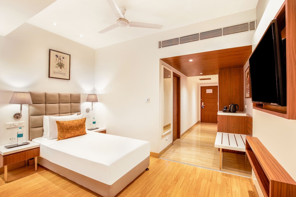 PREMIUM, SINGLE BED, WITH VIEW