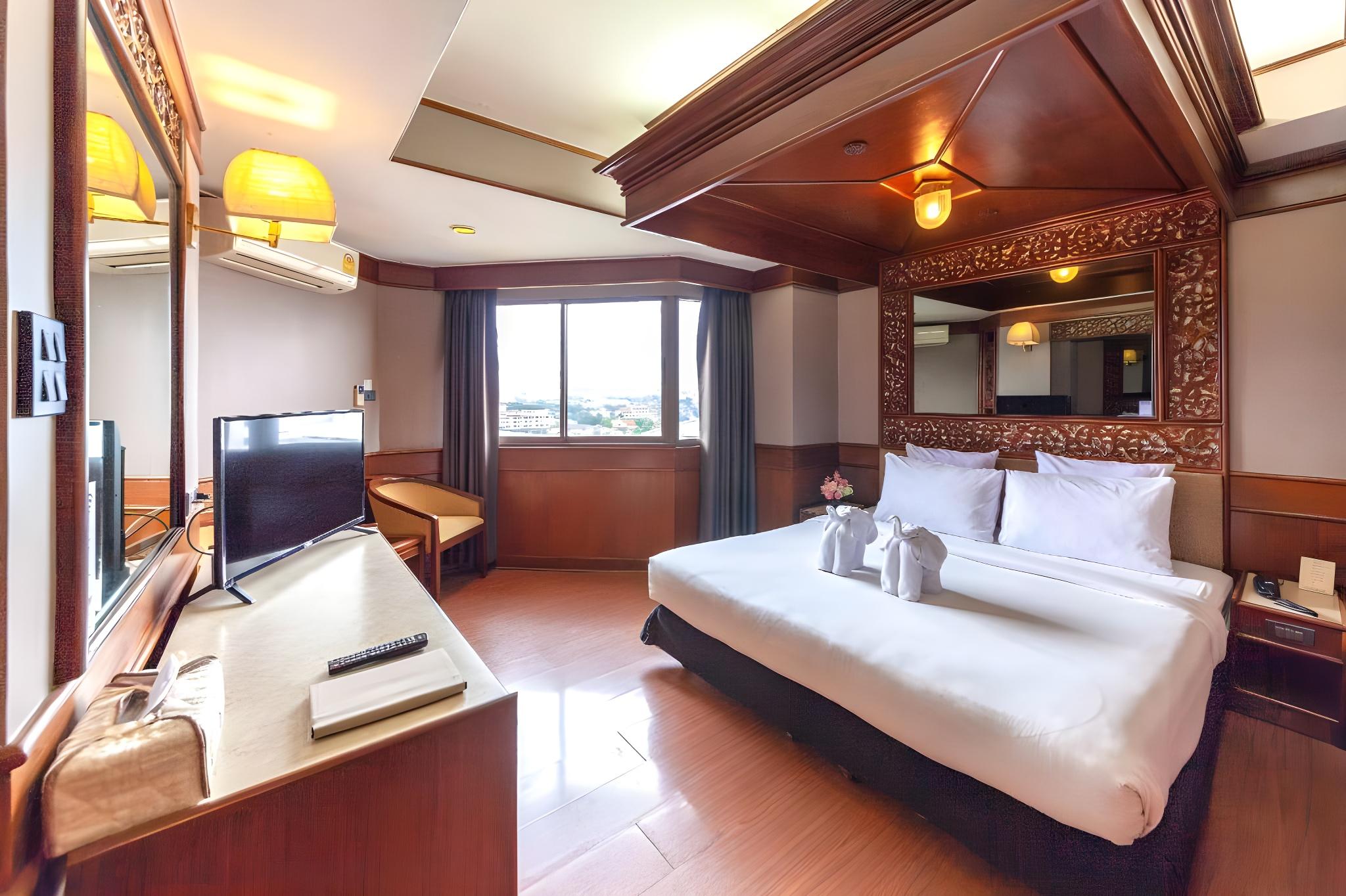 Tower, Suite
