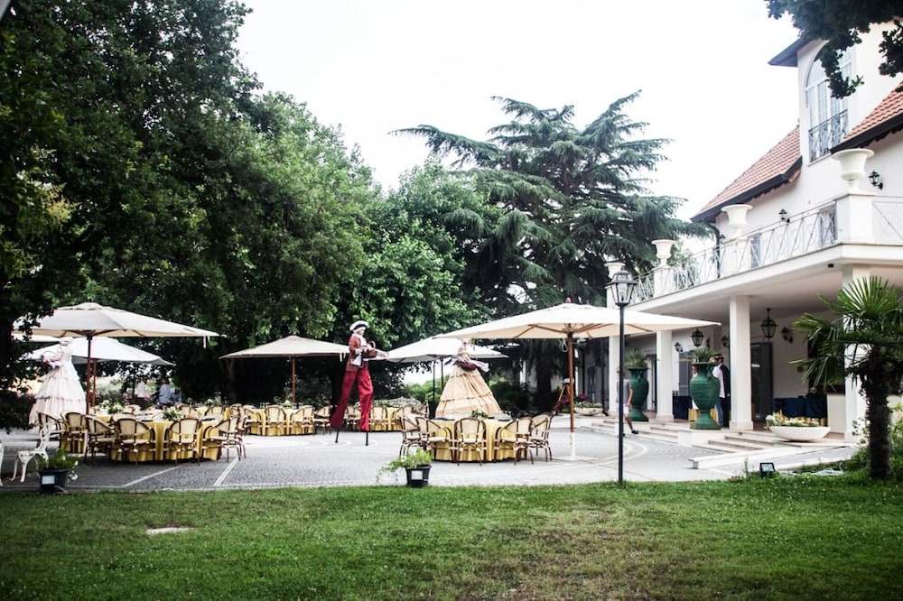 Villa Strampelli 32/50