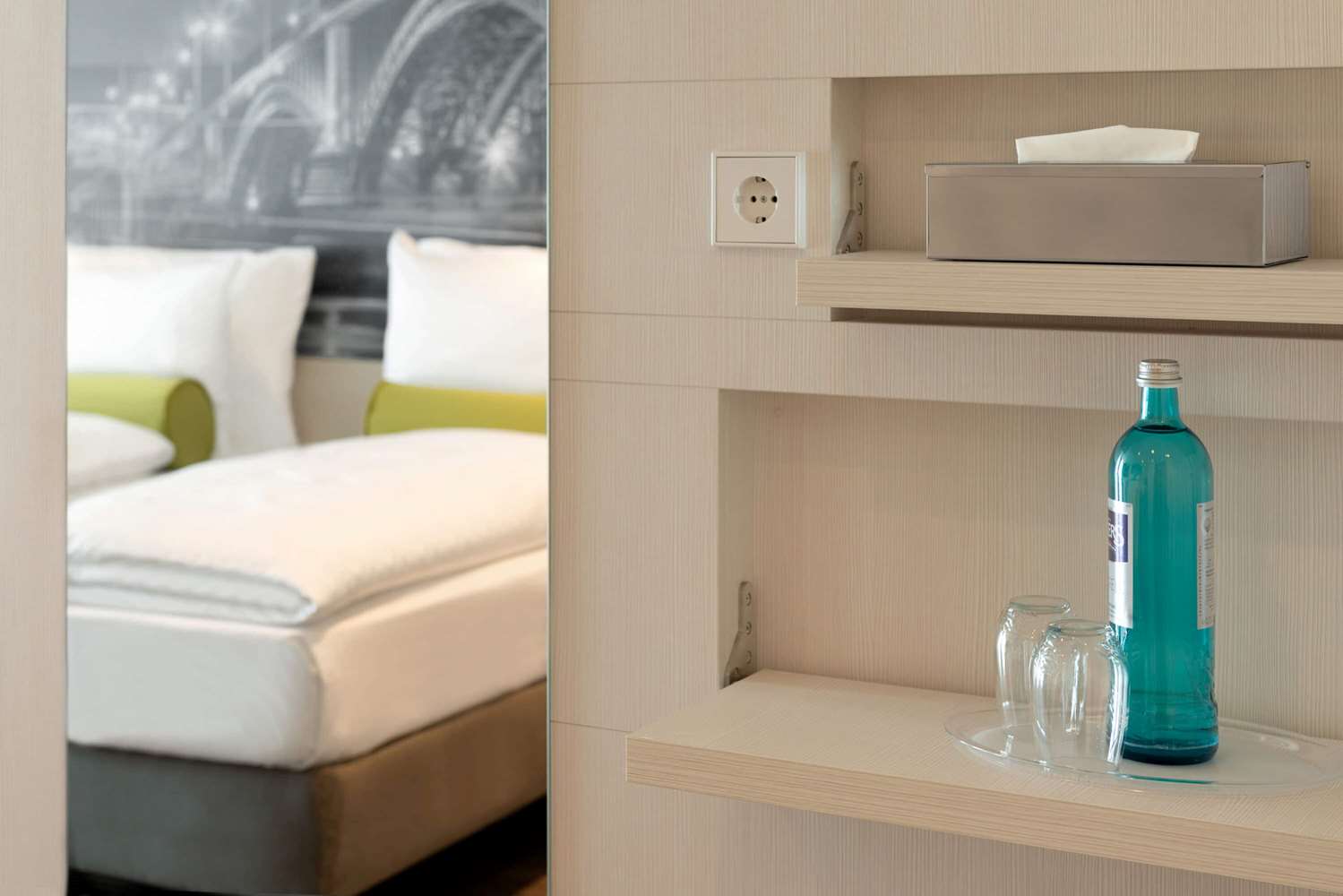 Super 8 By Wyndham Mainz Zollhafen 24/24