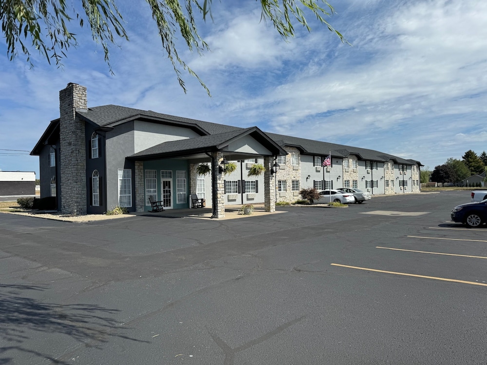 The Woodridge Inn 45/51