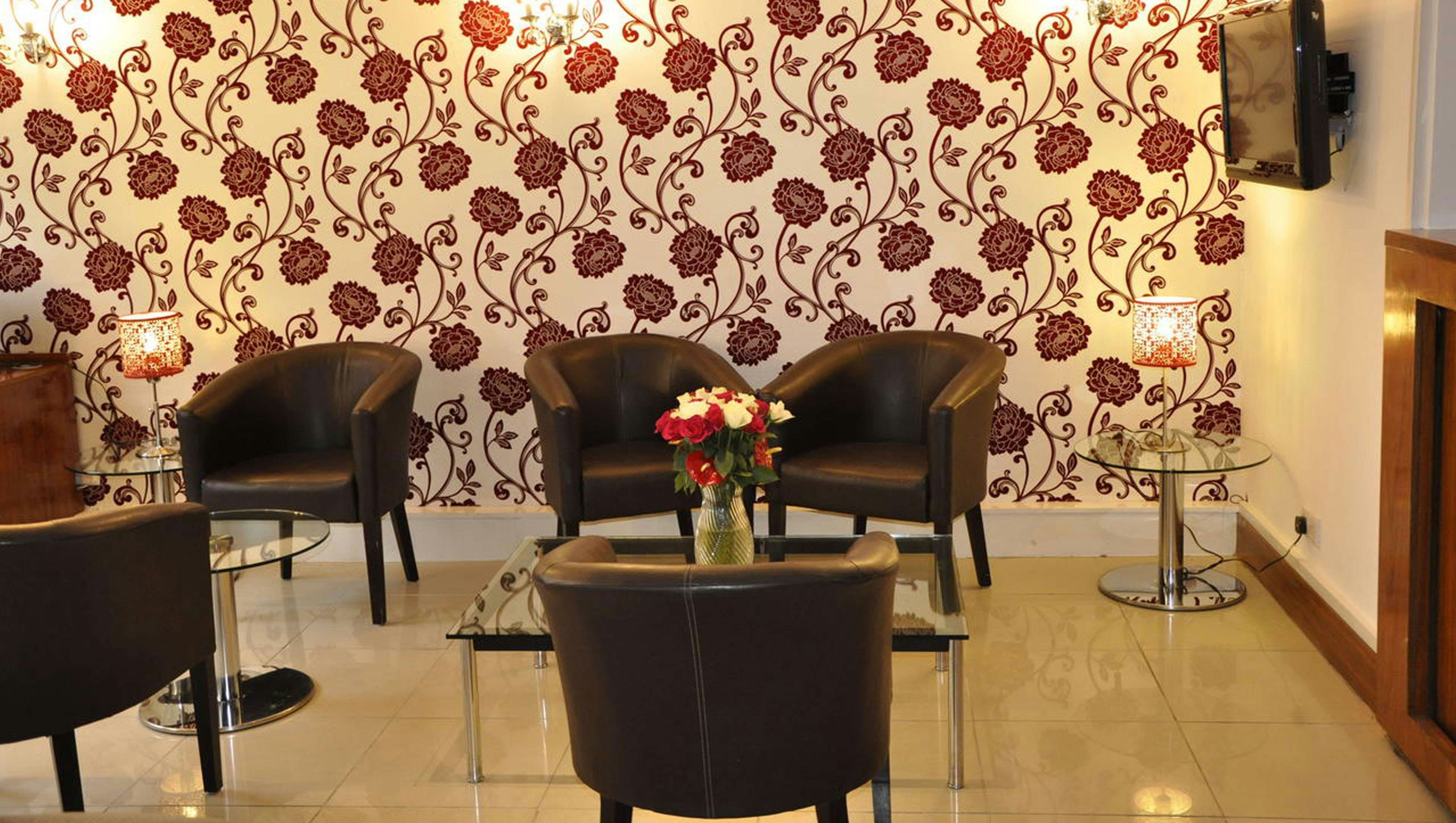 Kensington Court Hotel 33/51