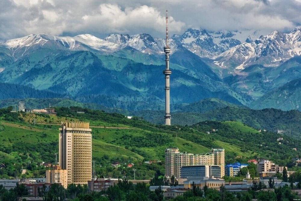 Kazakhstan Hotel 82/87