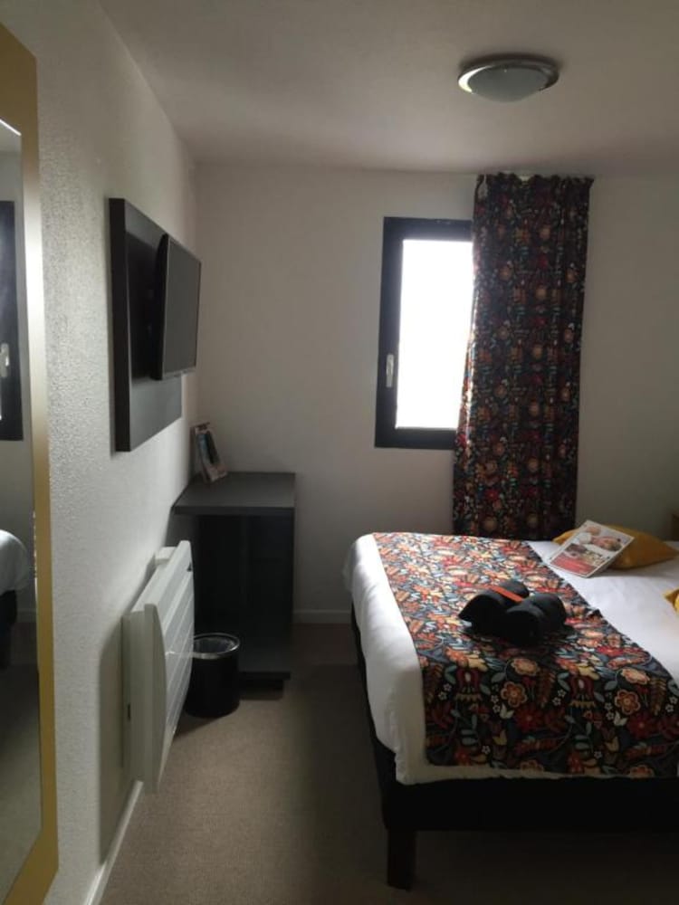 Kyriad Direct La Rochelle Sud Aytre 18/55