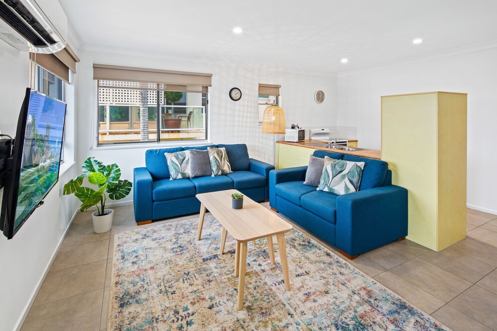 THE OBSERVATORY HOLIDAY APARTMENTS 28/40
