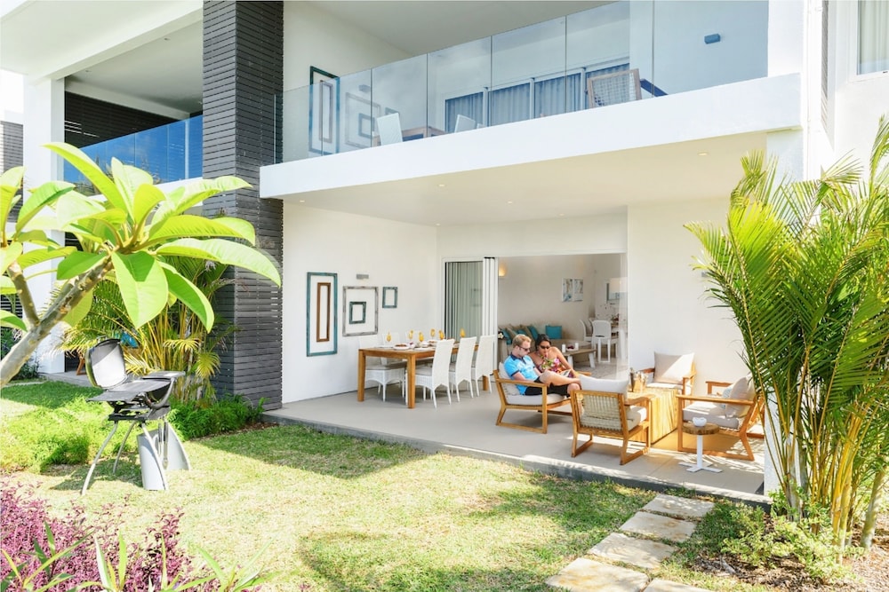 Myra Seafront Suites And Penthouses By Lov 5/56