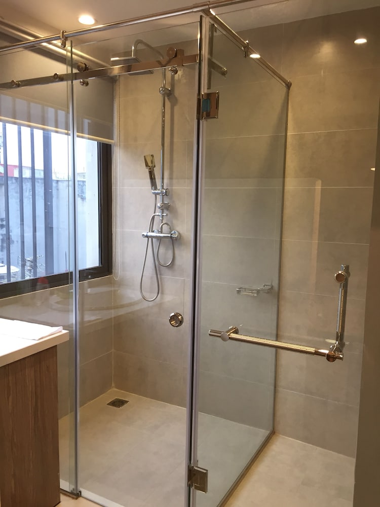 Unique Serviced Apartment 33/34