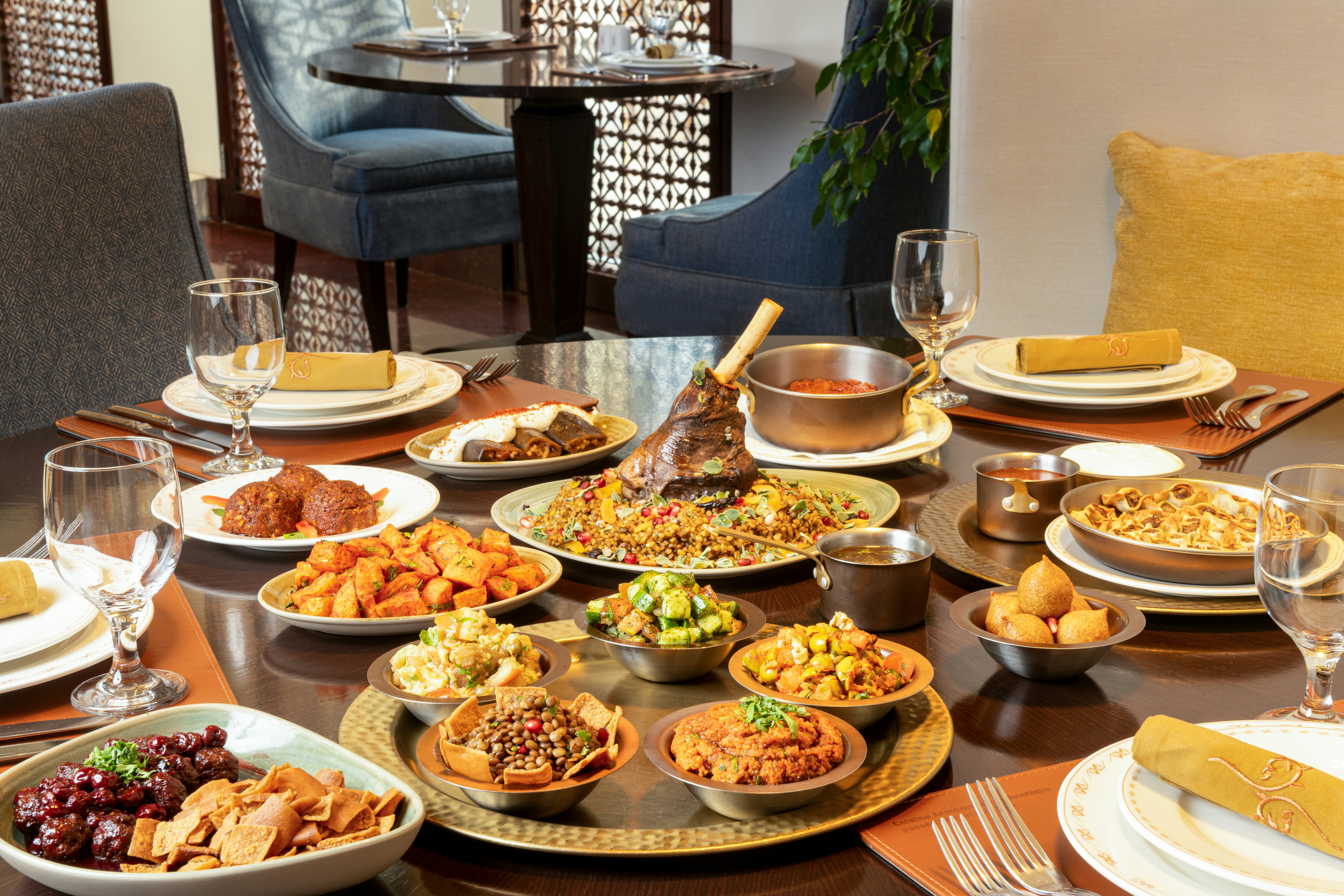 فندق هيلتون الرياض والشقق الفندقيه(Hilton Riyadh Hotel & Residences) 61/82