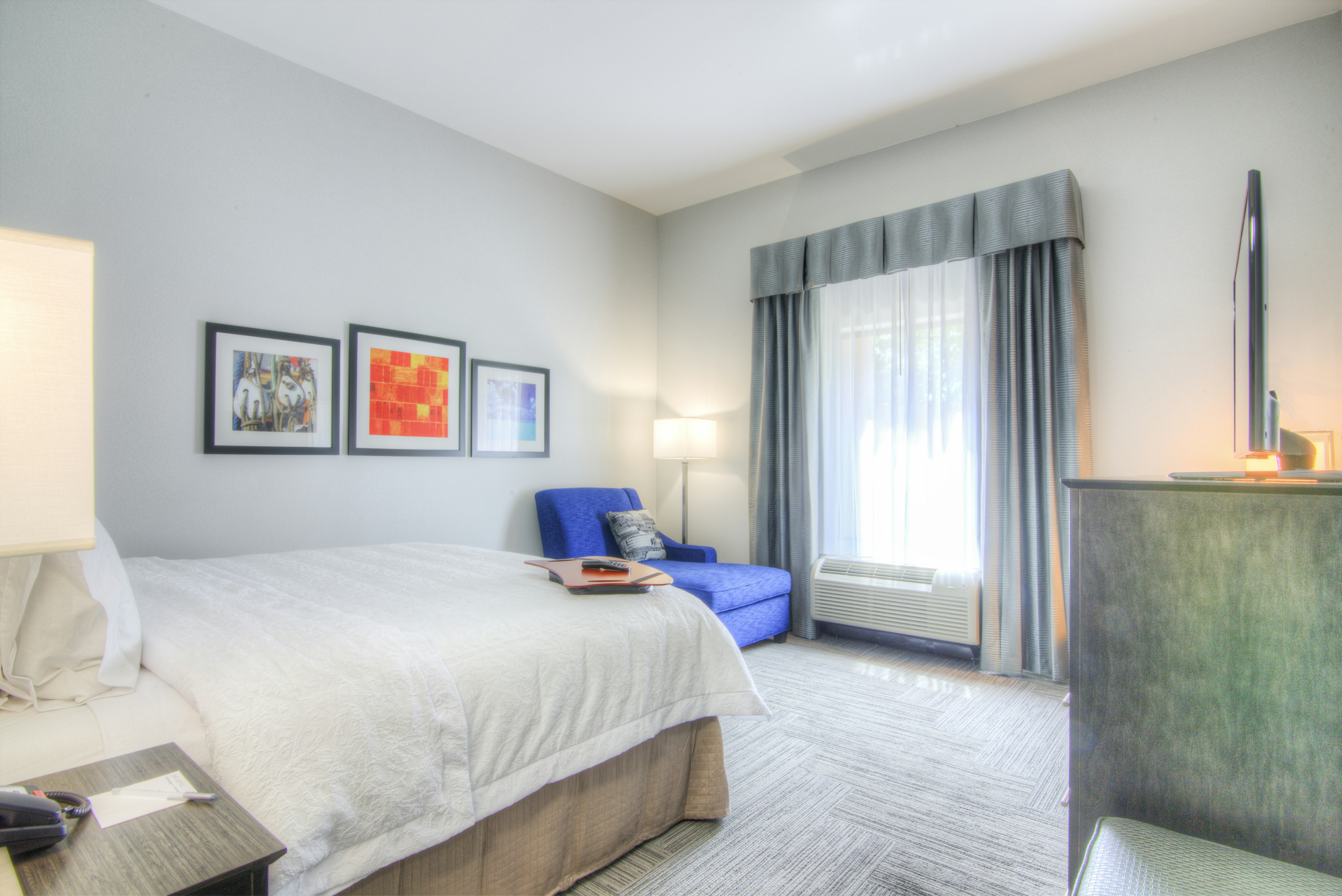 ROOM, KING BED