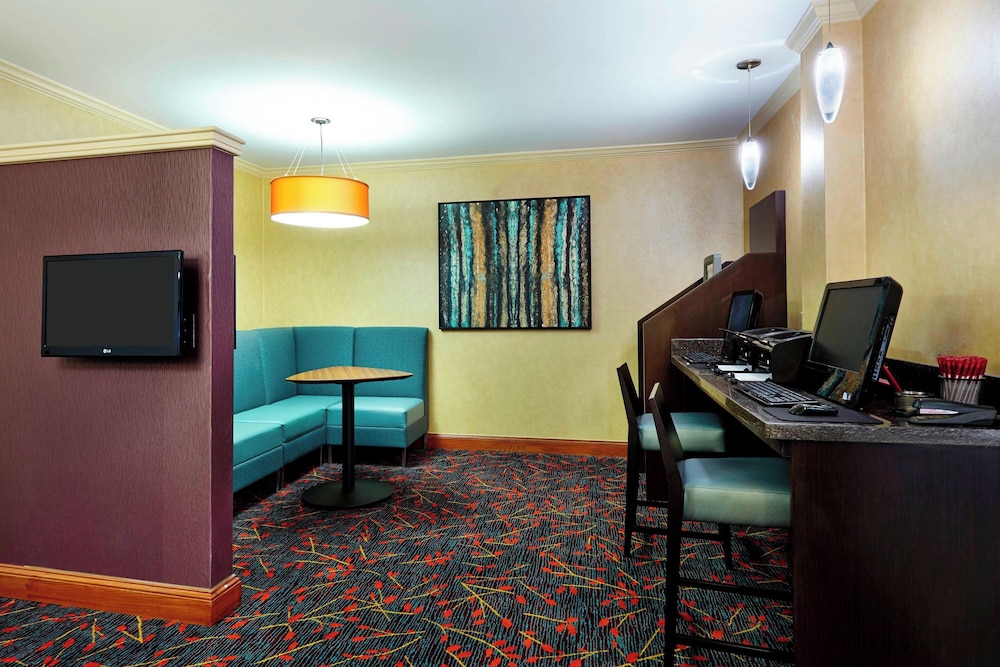 Residence Inn Houston Galleria 39/46