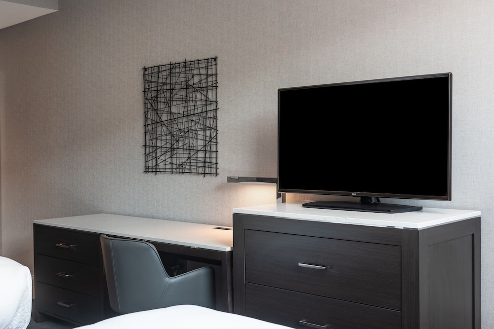 Fairfield Inn Suites Boston Waltham 19/46