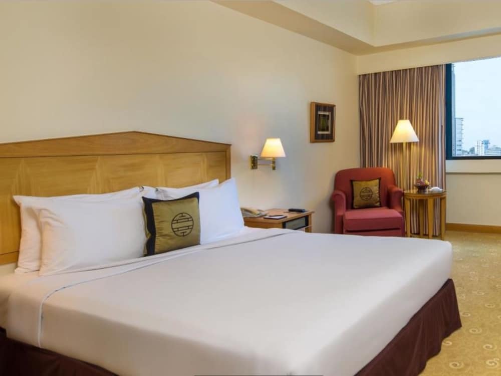 Saigon Prince Hotel 18/71