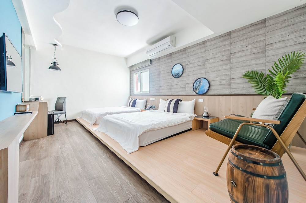 Sea Residences 30/54