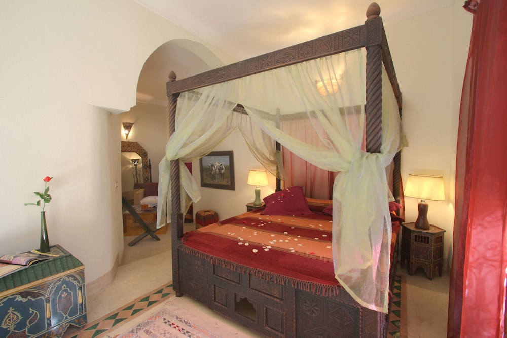 RIAD CANNELLE 13/56