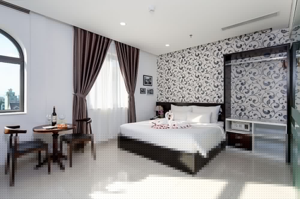 Dylan Hotel Da Nang 8/27