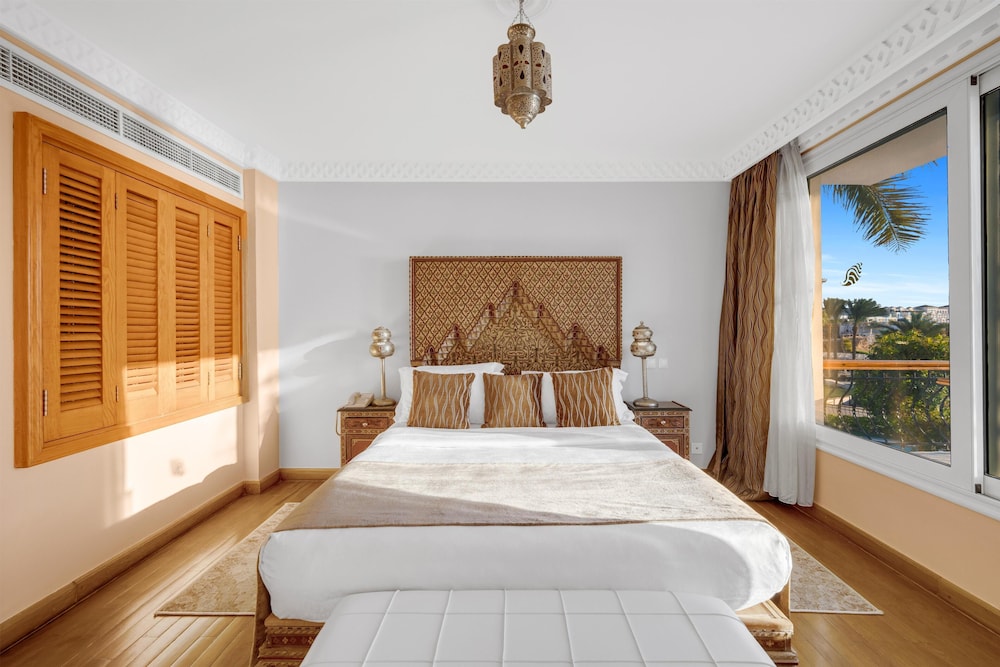 ALEXANDRIA, SUPERIOR, VILLA, 3 BEDS, SEA VIEW