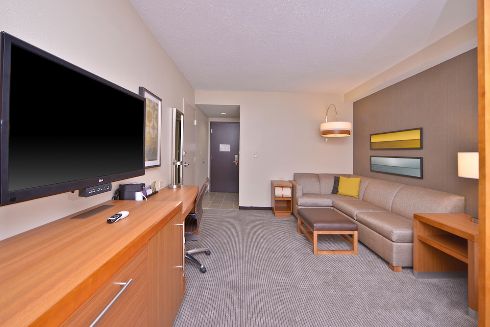 Hyatt Place Dewey Beach 48/80
