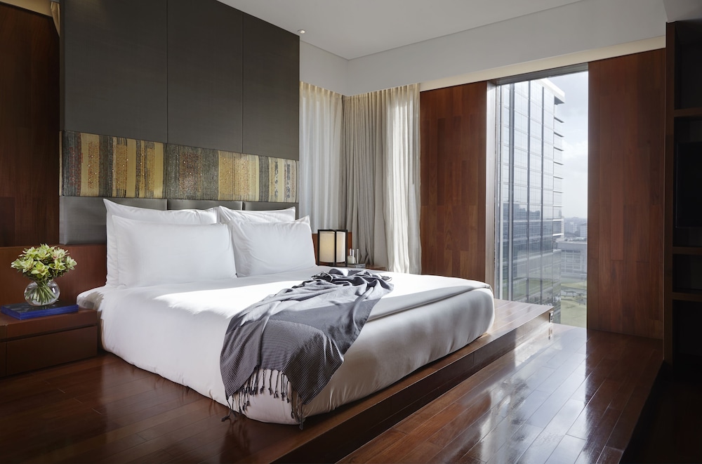 HANSAR BANGKOK 20/83