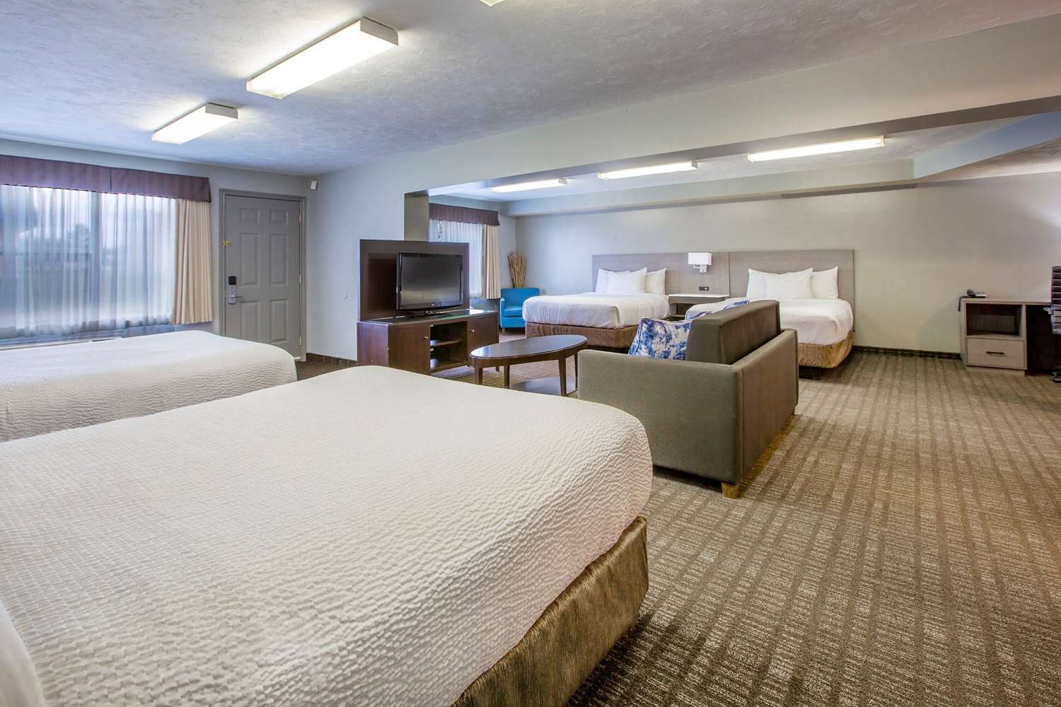 Days Inn & Suites by Wyndham Moncton 9/30