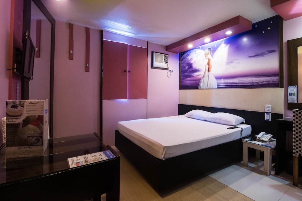 Hotel Dream World Las Pinas 38/63