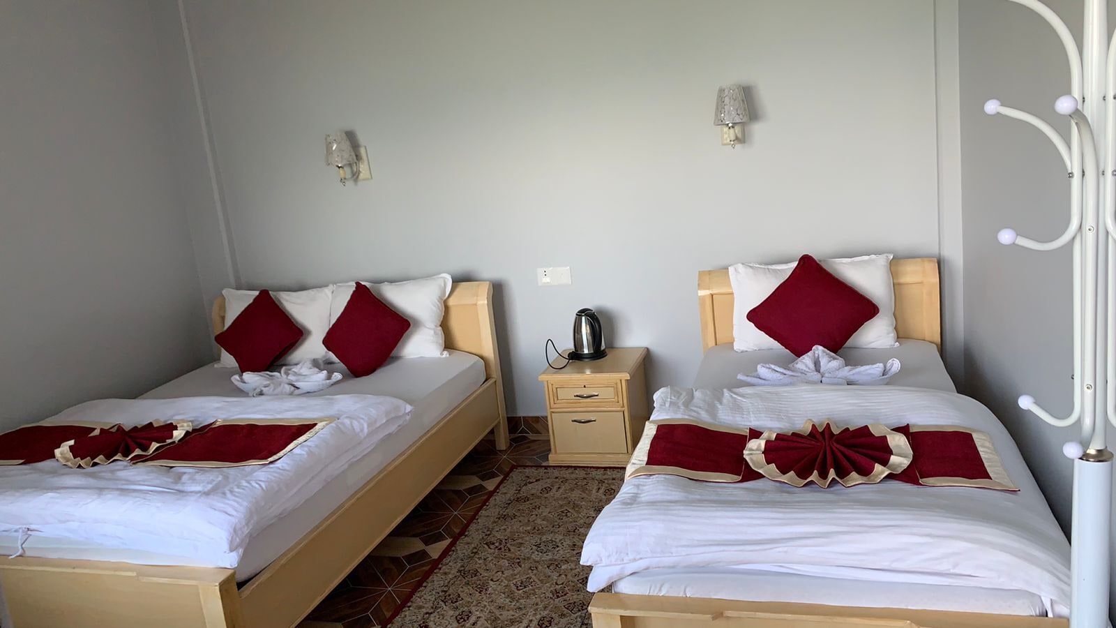 Family, 1 Double and 1 Single Bed, Valley View