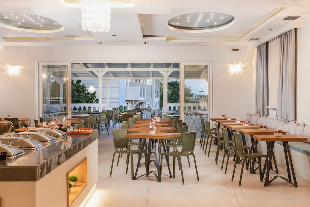 Kalamaki Beach Hotel 38/50