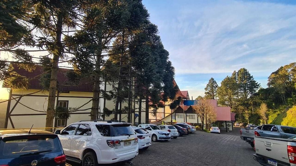 Sky Valle Hotel 66/72