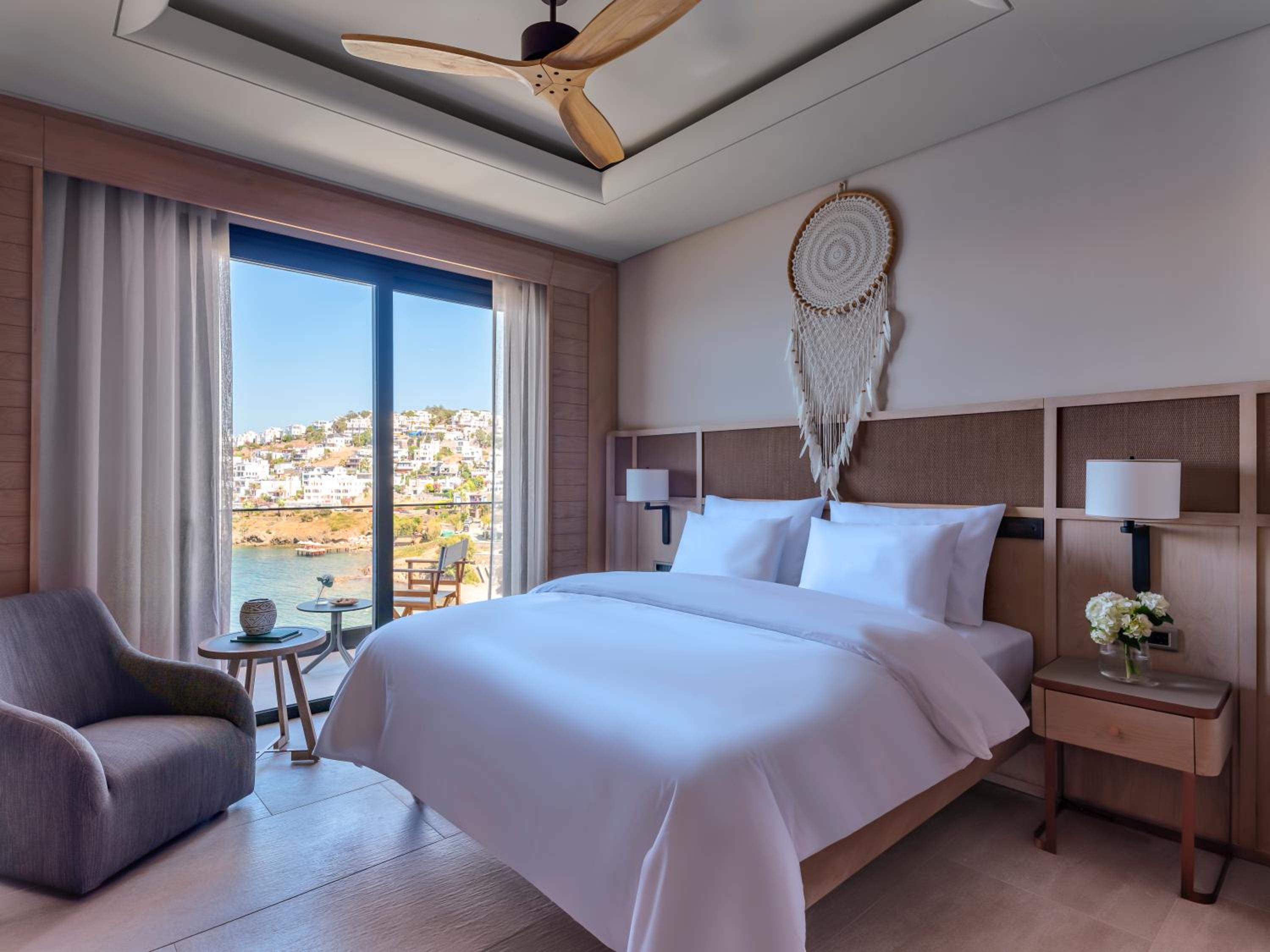 Boho, Suite, King Bed, Sea View