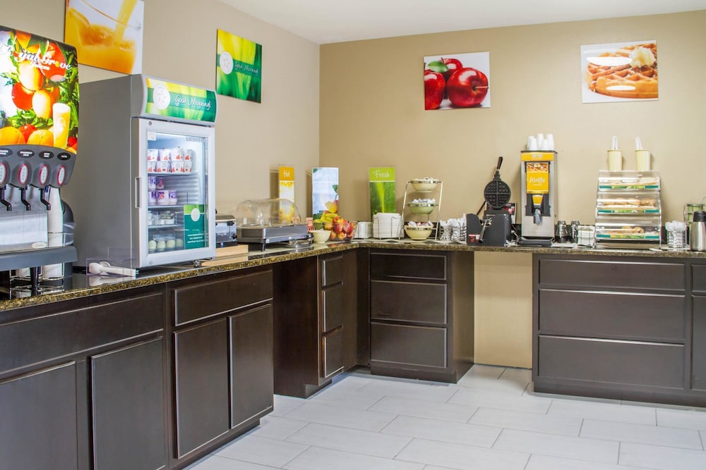 Quality Inn & Suites Maggie Valley - Cherokee Area 15/59