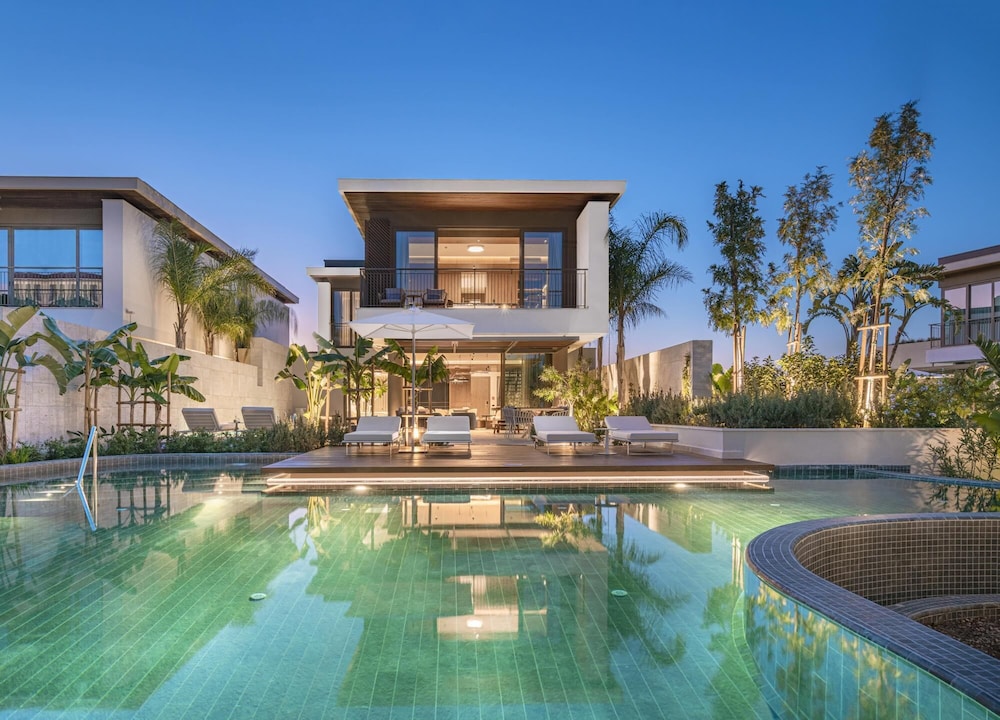 Bayou Villas 20/50
