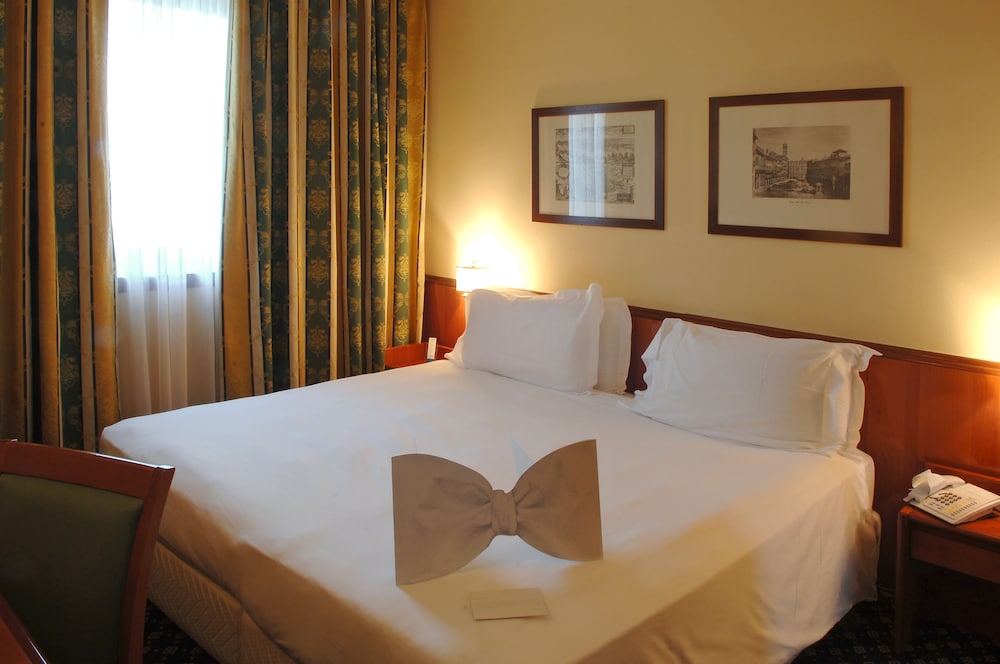 Shg Hotel Catullo 10/35