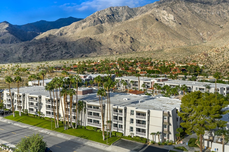 Hilton Vacation Club Palm Canyon Palm Springs 16/18