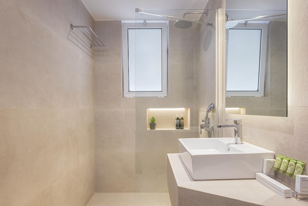 غرفة سوبيريور مفردة بسرير كوين، Acropolis Select Hotel 6/7