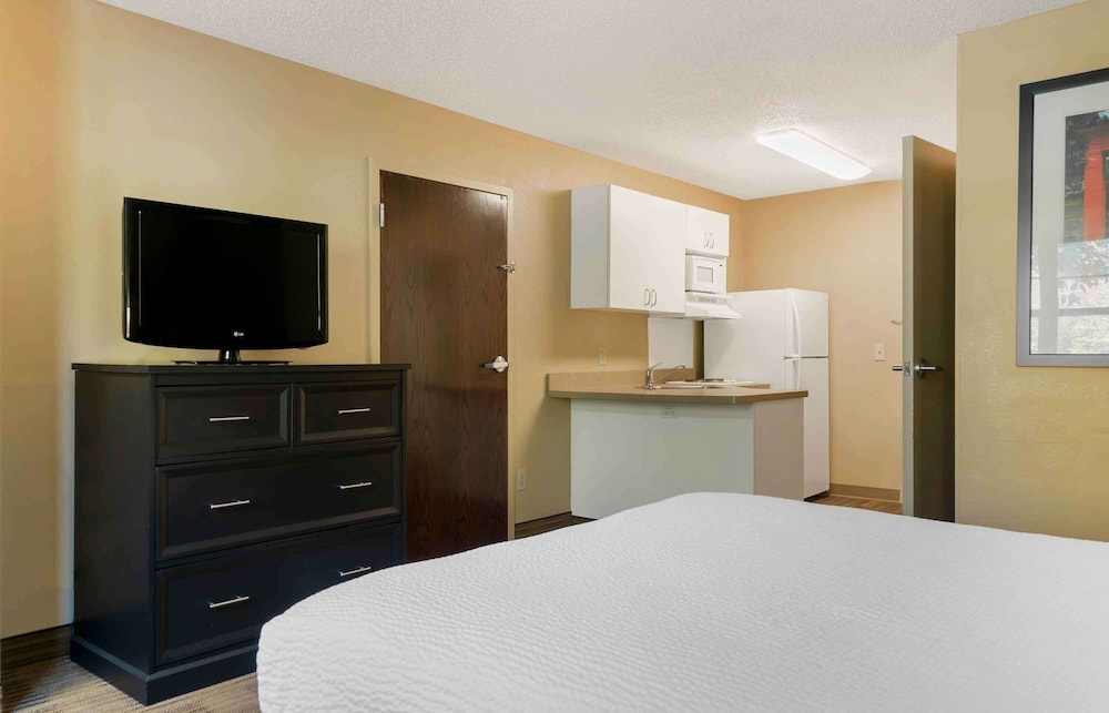 Extended Stay America - Detroit - Canton 27/51