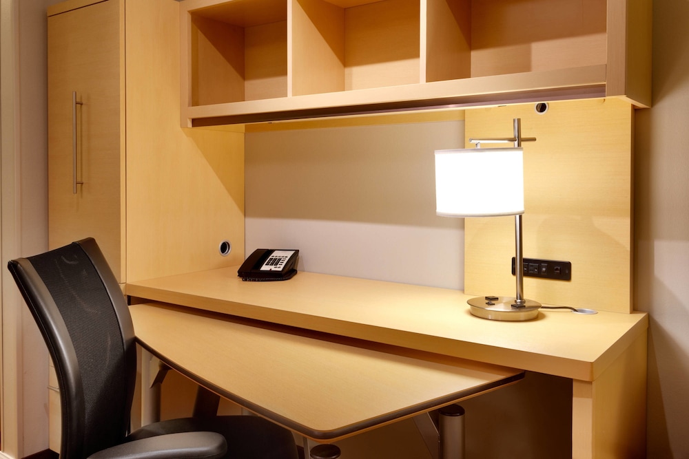 TownePlace Suites by Marriott Omaha West 33/34