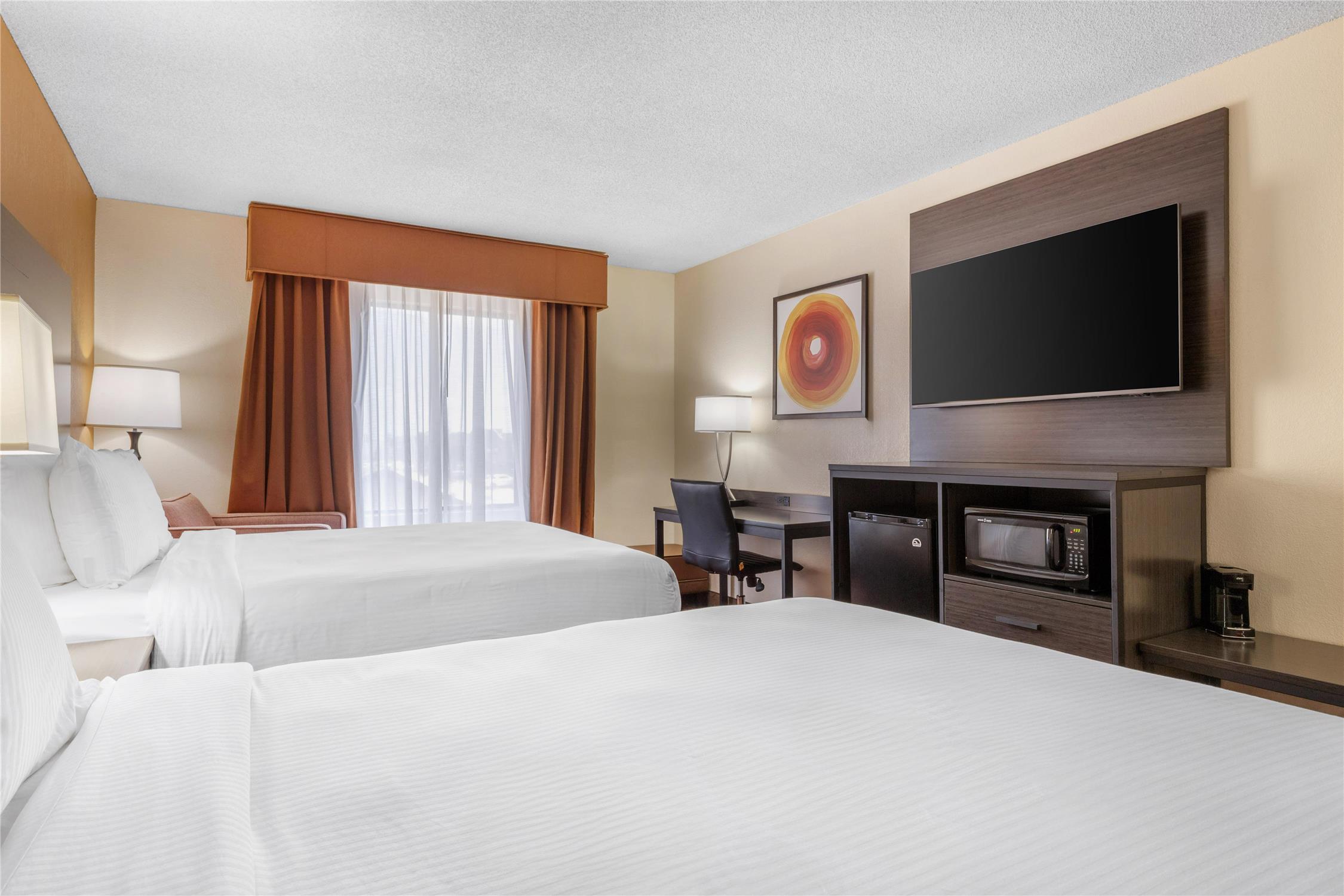 Room, 2 Queen Beds, Jetted Tub