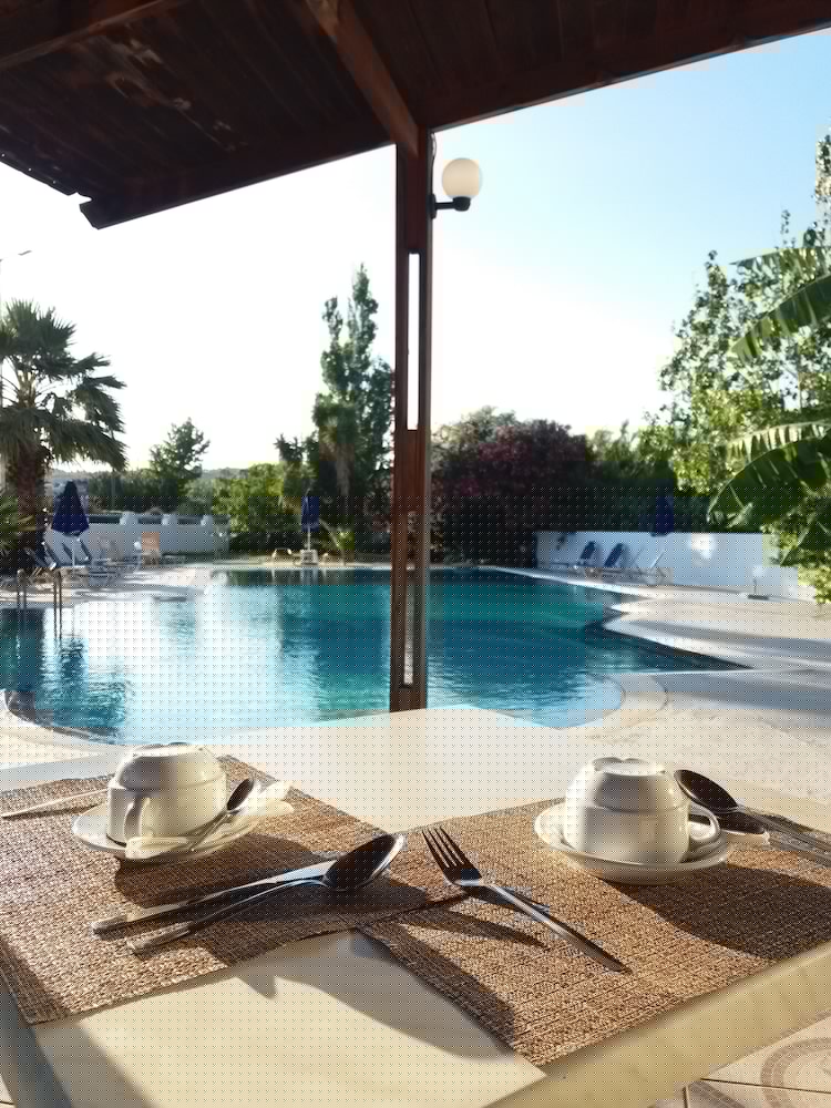 Sotirakis Hotel 41/46