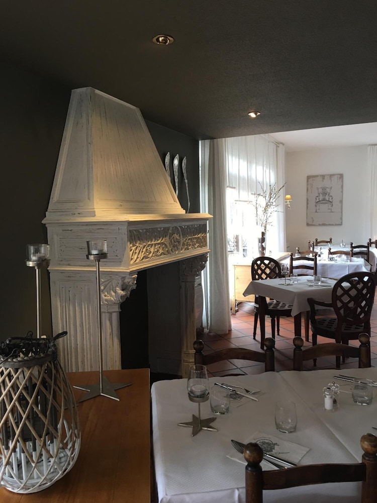 Le Verger Des Chateaux the Originals Relais Inter Hotel 64/69