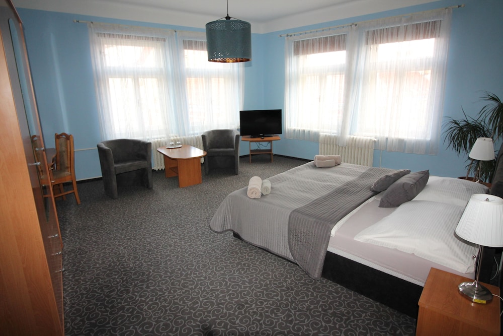 Hotel City Bell 16/29