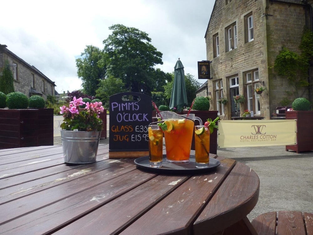 Charles Cotton Hotel 27/33