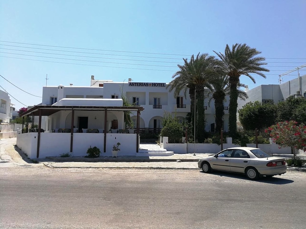 Asterias Hotel 29/33