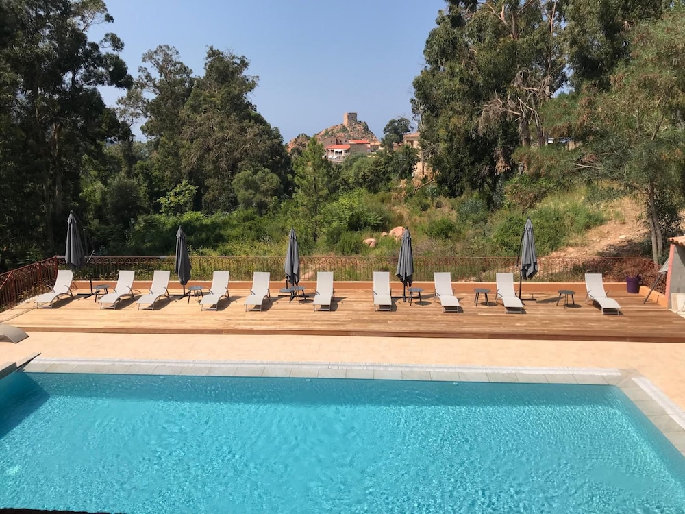 Hotel Corsica 43/50