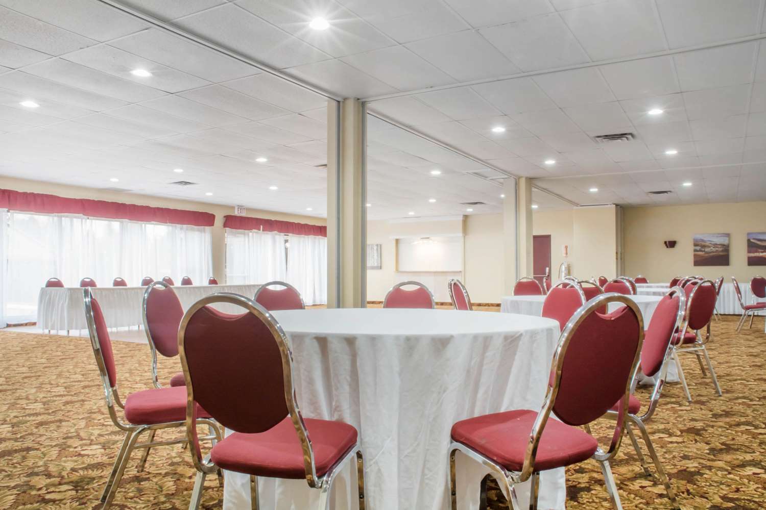 Quality Inn Bracebridge, On 15/22