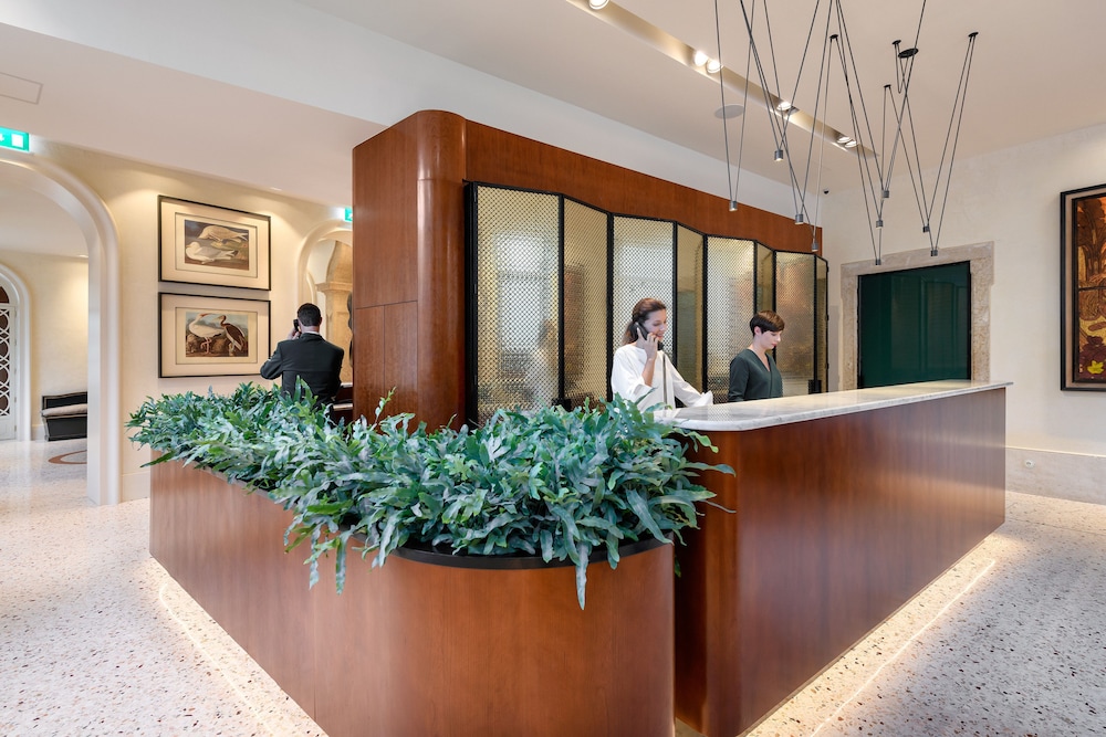 lobby