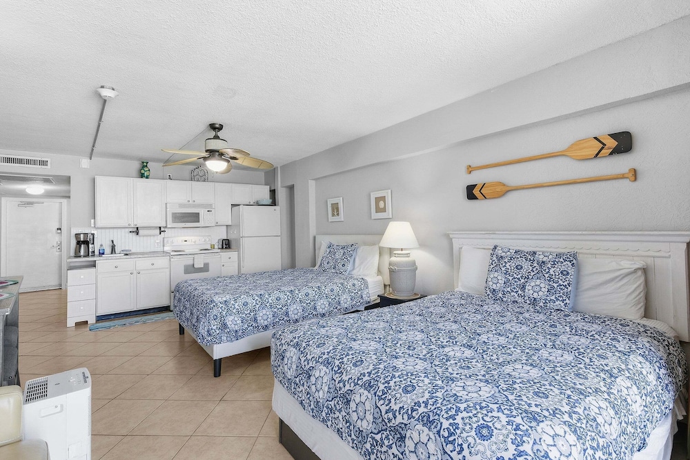 HAWAIIAN INN 59/81